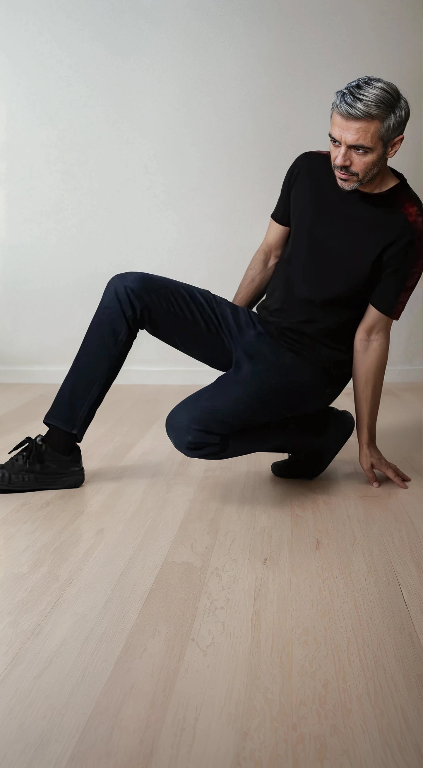 tumman siniset farkut